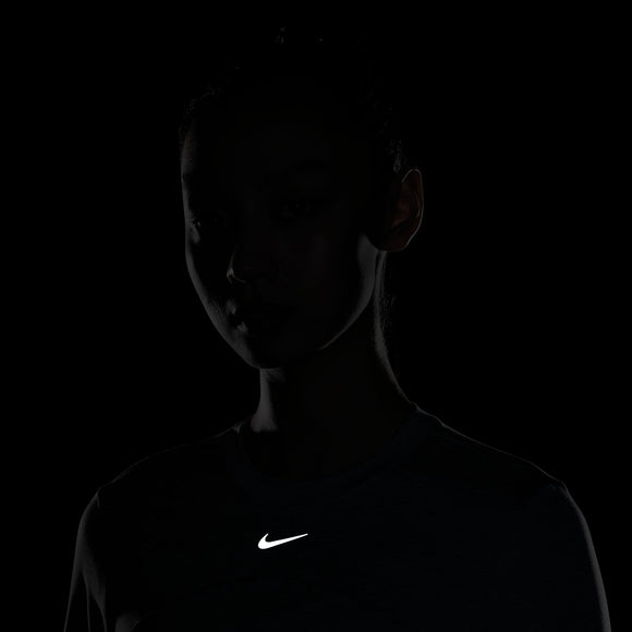 NIKE AS W NK SWIFT ELMNT Dri-FITUVCRWTOP FB4298-440 TOP RUNNING (W)