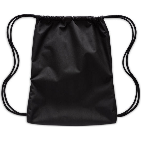 NIKE Y NK DRAWSTRING - GFX FA24 FZ2533-010 GYM BAG (U)