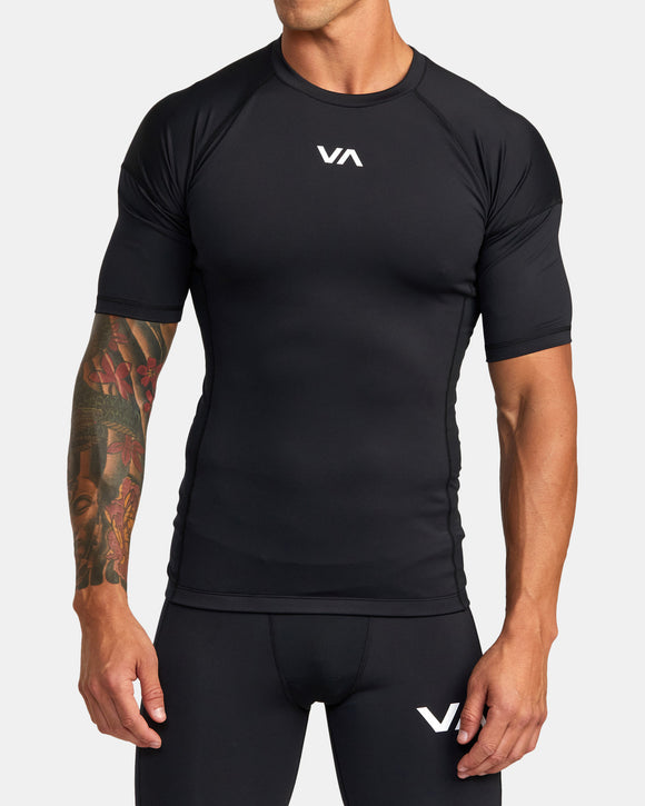 RVCA COMPRESSIONSS  KTTP BLK AVYKT00265-BLK COMPRESSION TOP SHORT SLEEVE (M)