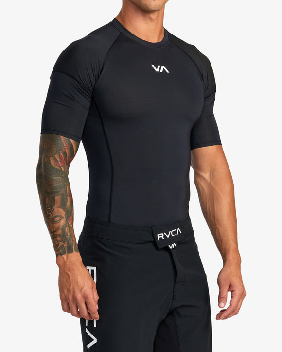 RVCA SPORT RASHGUARD AVYWR00136-BLK RASH GUARD SHORT SLEEVE (M)