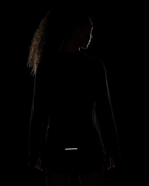 NIKE DRIFIT SWIFT ELEMENT UV FB4297-010 TOP LONG SLEEVE RUNNING (W)