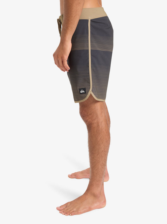 QUIKSILVER SURFSILK EQYBS04862-KTA8 BOARDSHORT (M)