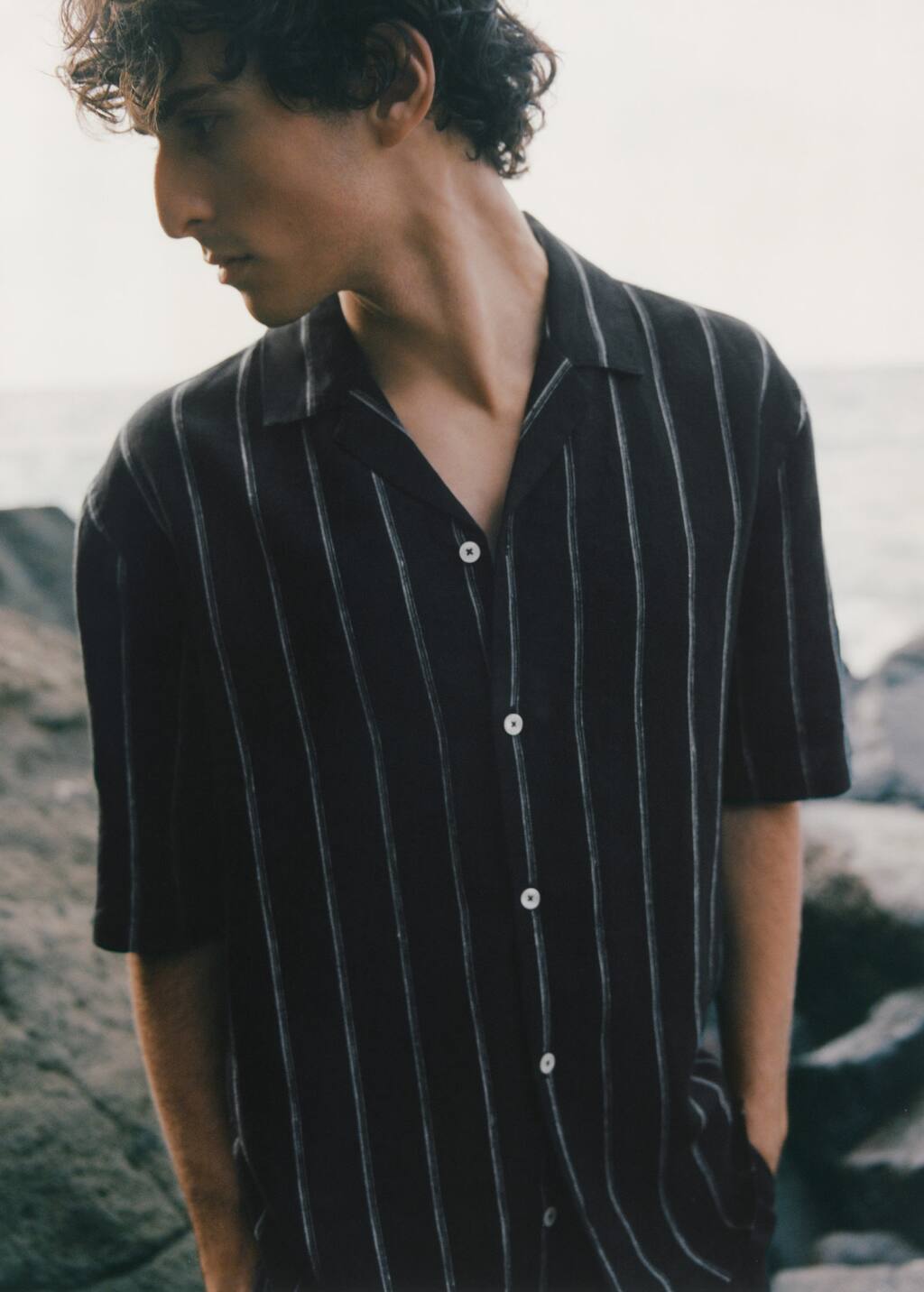 MANGO FORMEN 17032914-99 MANGO MAN SHIRT SHORT SLEEVE
