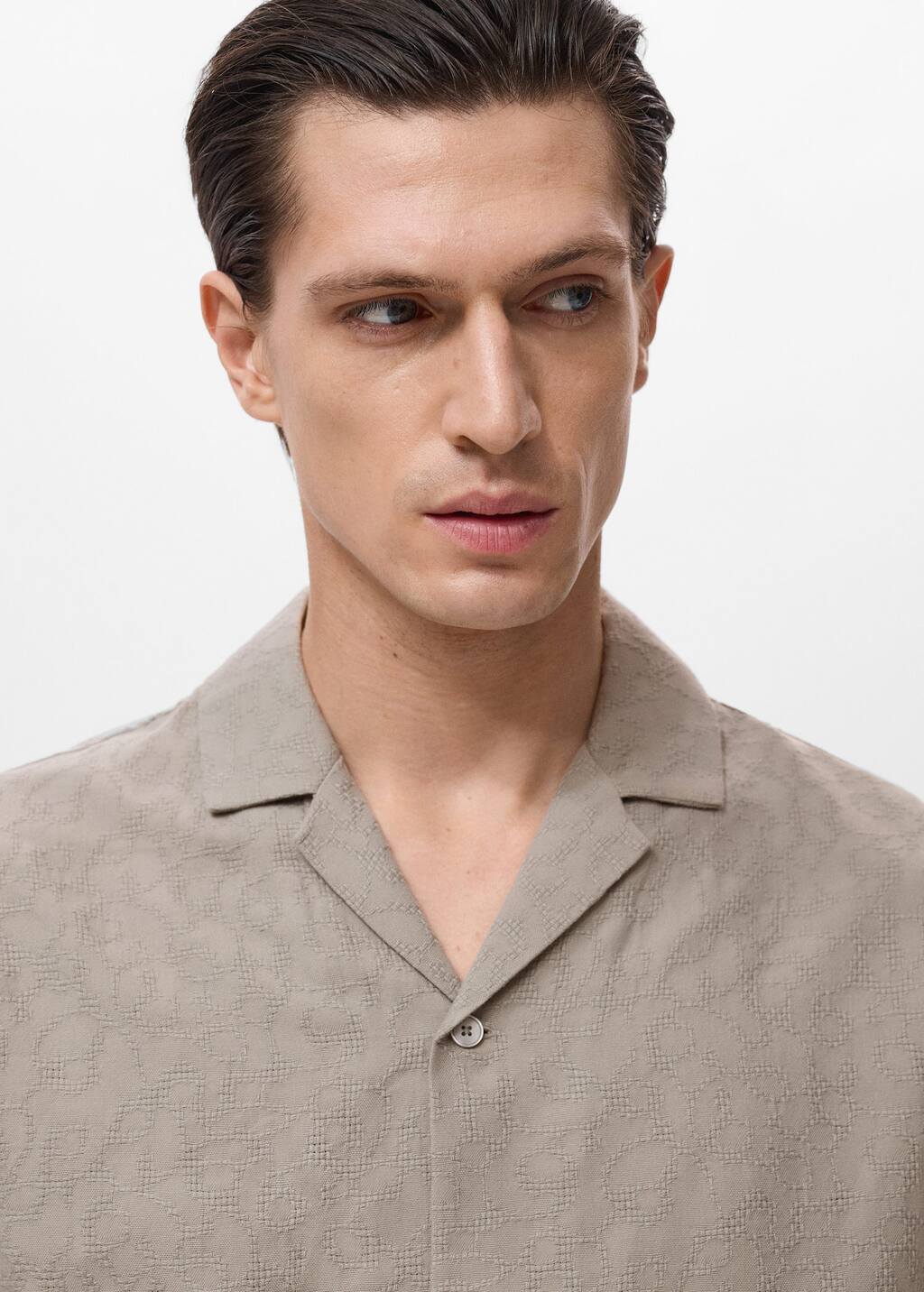 MANGO BORDADA 17061285-37 MANGO MAN SHIRT SHORT SLEEVE