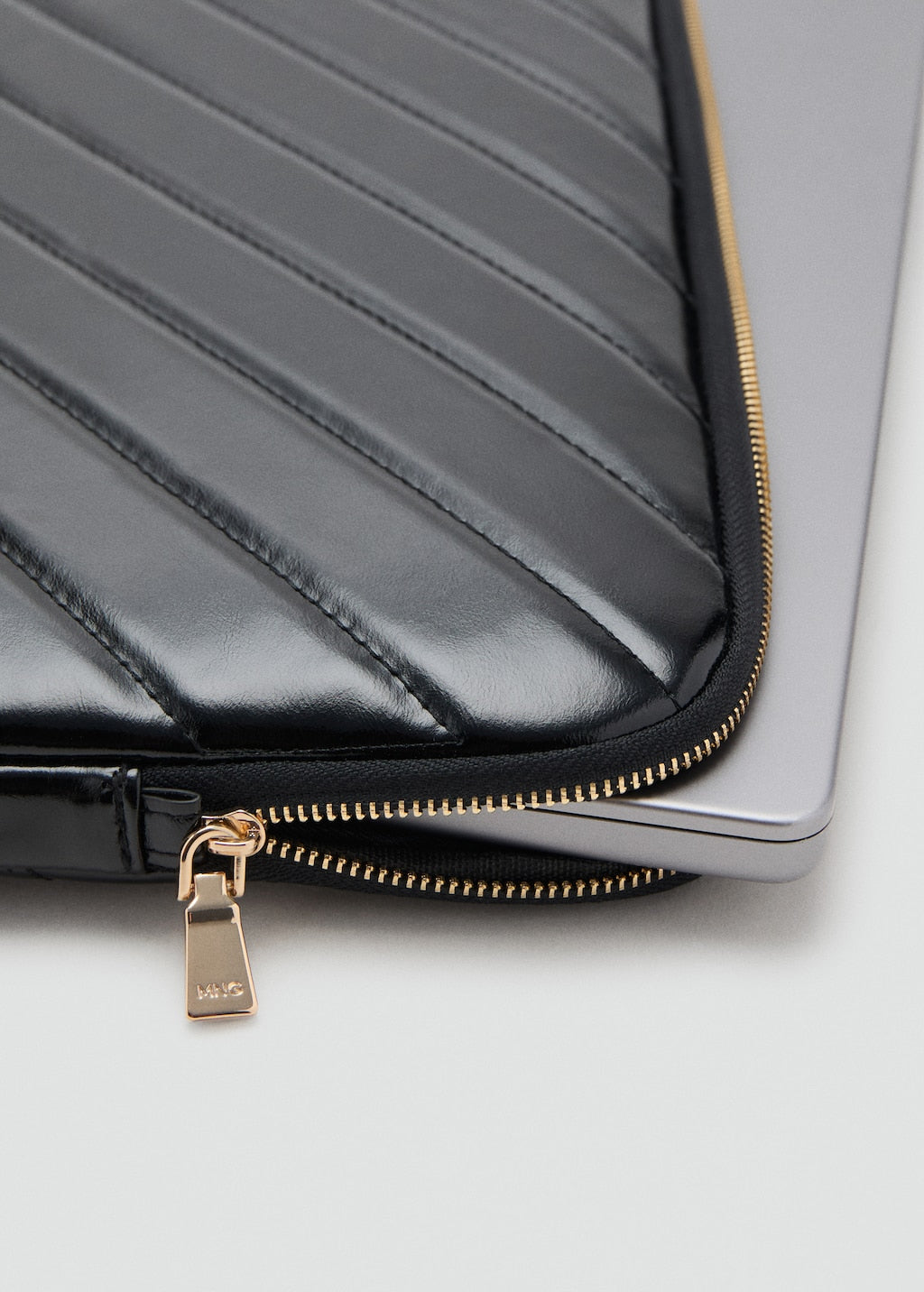 MANGO DIAGONAL 17074125-99 MANGO WOMEN LAPTOP CASE