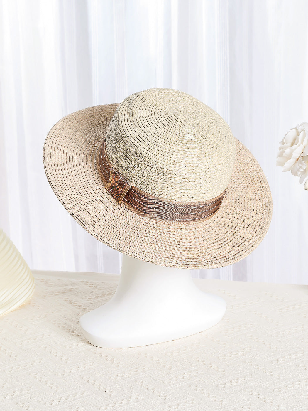 MINISO BRITISH STYLE BICOLOR STRAW HAT WITH FLAT TOP ( PINK