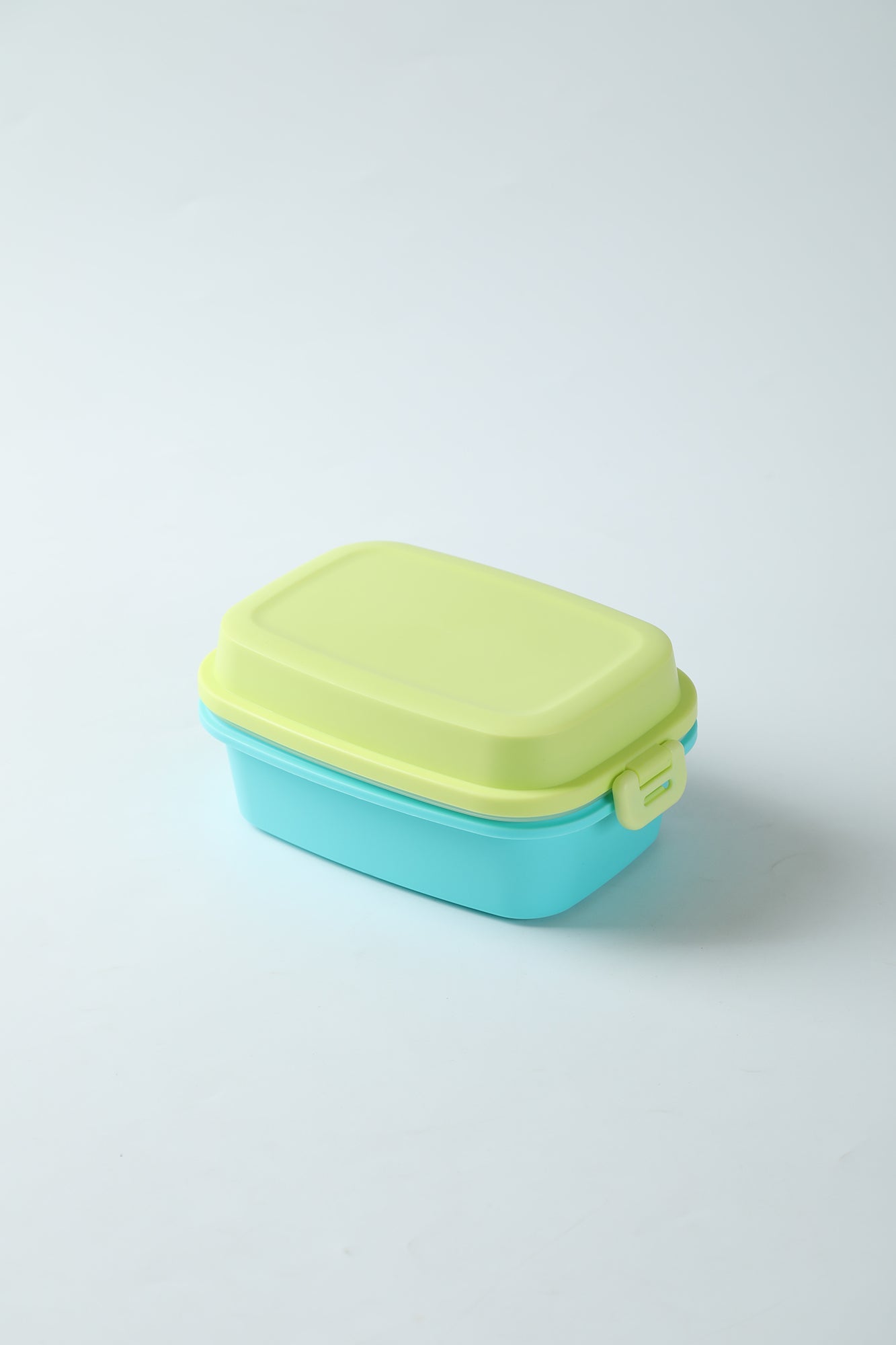 MINISO COLORFUL DOUBLE LAYERED BENTO BOX (980ML)(GREEN) 2016111610104 BENTO BOX