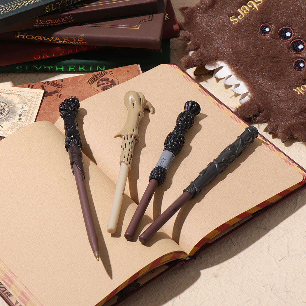 MINISO HARRY POTTER WAND SURPRISE BOX BALLPOINT PEN ( 4 ASSORTED MODELS ) PDQ 2018239310102 FUN SIGNING PEN
