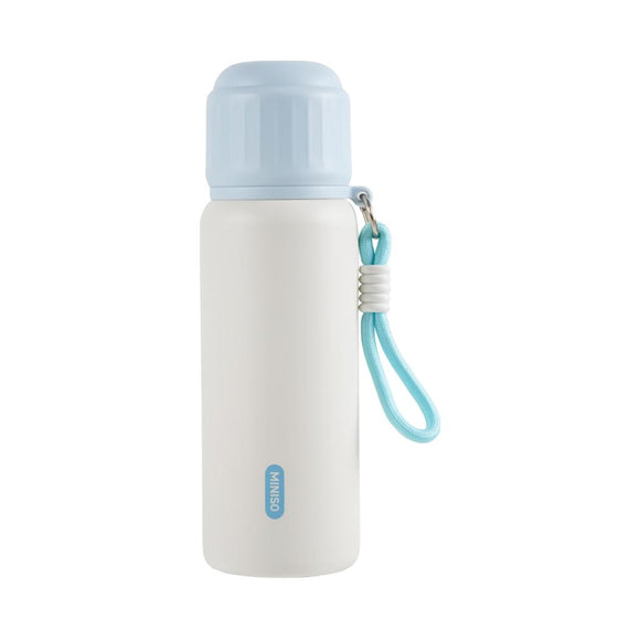 MINISO MINISO DRINK SERIES INSULATED BOTTLE WITH STRAP 550ML(BLUE & WHITE) 2029302611101 VACUUM CUP/ KETTLE