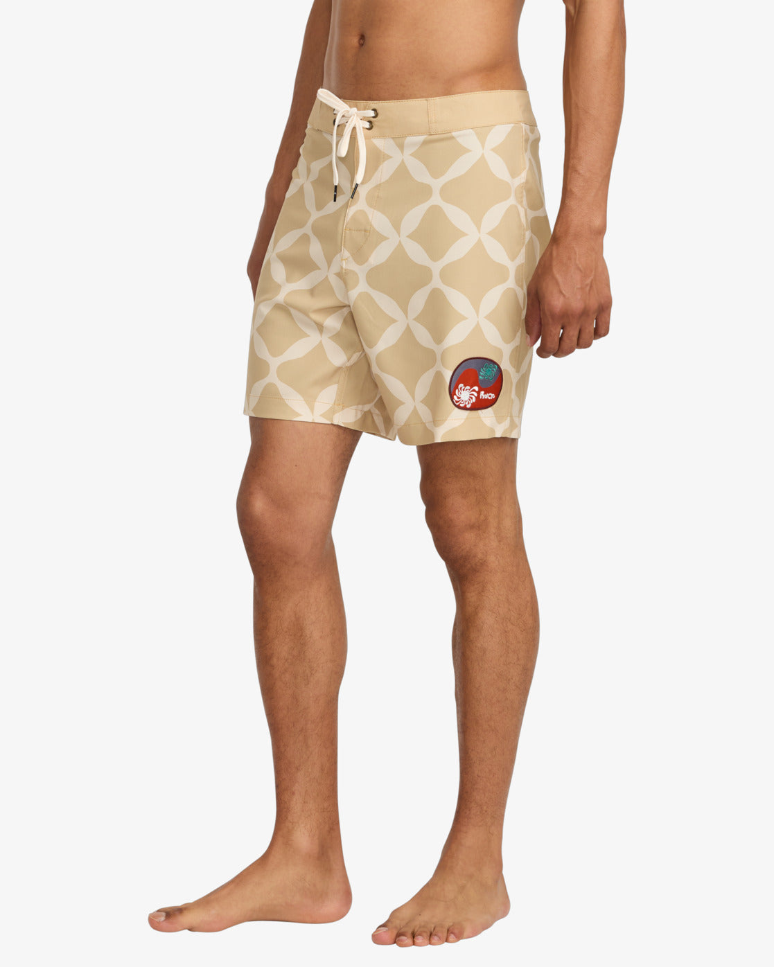 RVCA LA ORNAMENT 23A081510-OCR SHORT (M)