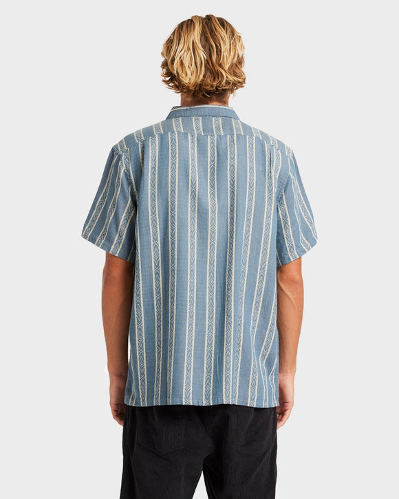 BILLABONG SUNDAYS JACQUAR 24A041507-RTL SHIRT SHORT SLEEVE (M)