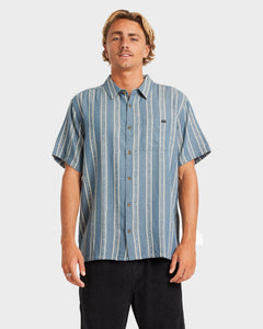 BILLABONG SUNDAYS JACQUAR 24A041507-RTL SHIRT SHORT SLEEVE (M)