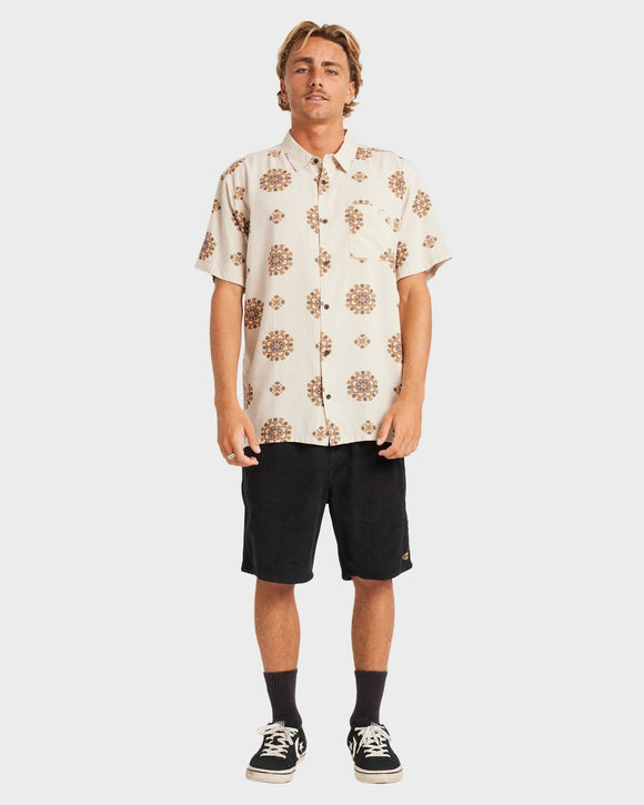 BILLABONG CORDOBA SS 24A041510-CRM SHIRT SHORT SLEEVE (M)