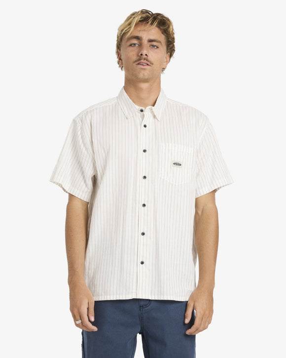 BILLABONG BAD DOG (OFW) 24A041601-OFW T-SHIRT SHORT SLEEVE (M)