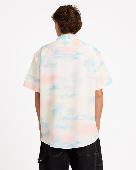 BILLABONG SUNDAYS LOUNGE 24A043500-OFW SHIRT SHORT SLEEVE (M)