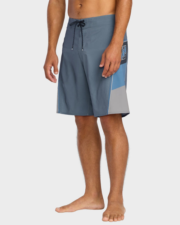 BILLABONG STRADDIE 24A081500-SSB BOARDSHORT (M)