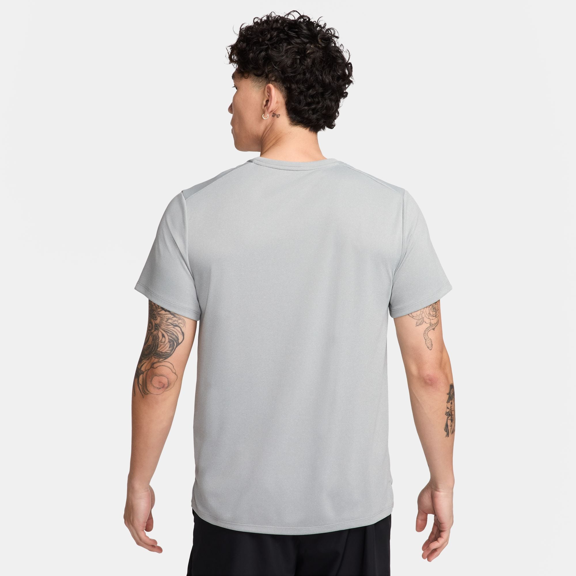 NIKE AS M NK Dri-FIT UV MILER SS DV9316-098 T-SHIRT SHORT SLEEVE RUNNING (M)