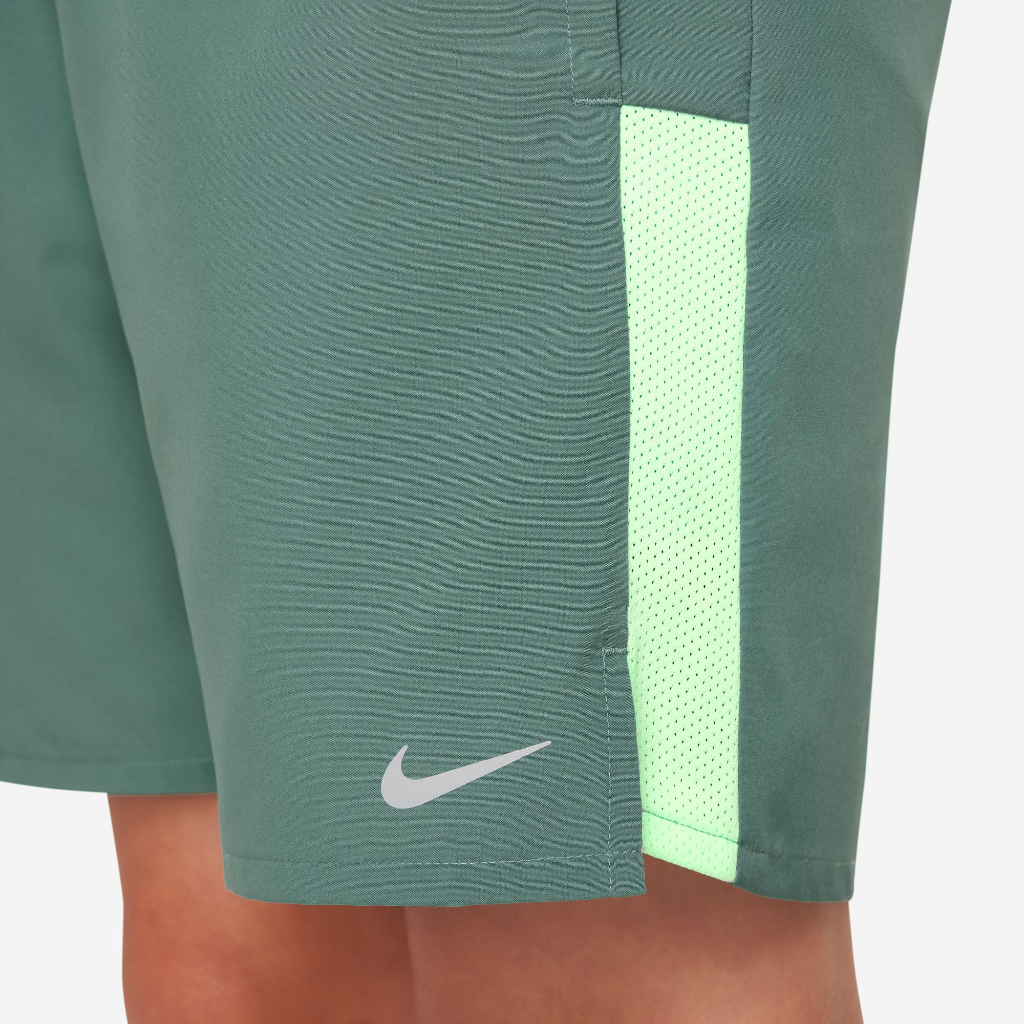 NIKE B NK Dri-FIT CHALLENGER SHORT FD0238-361 SHORT TRAINING (YB)