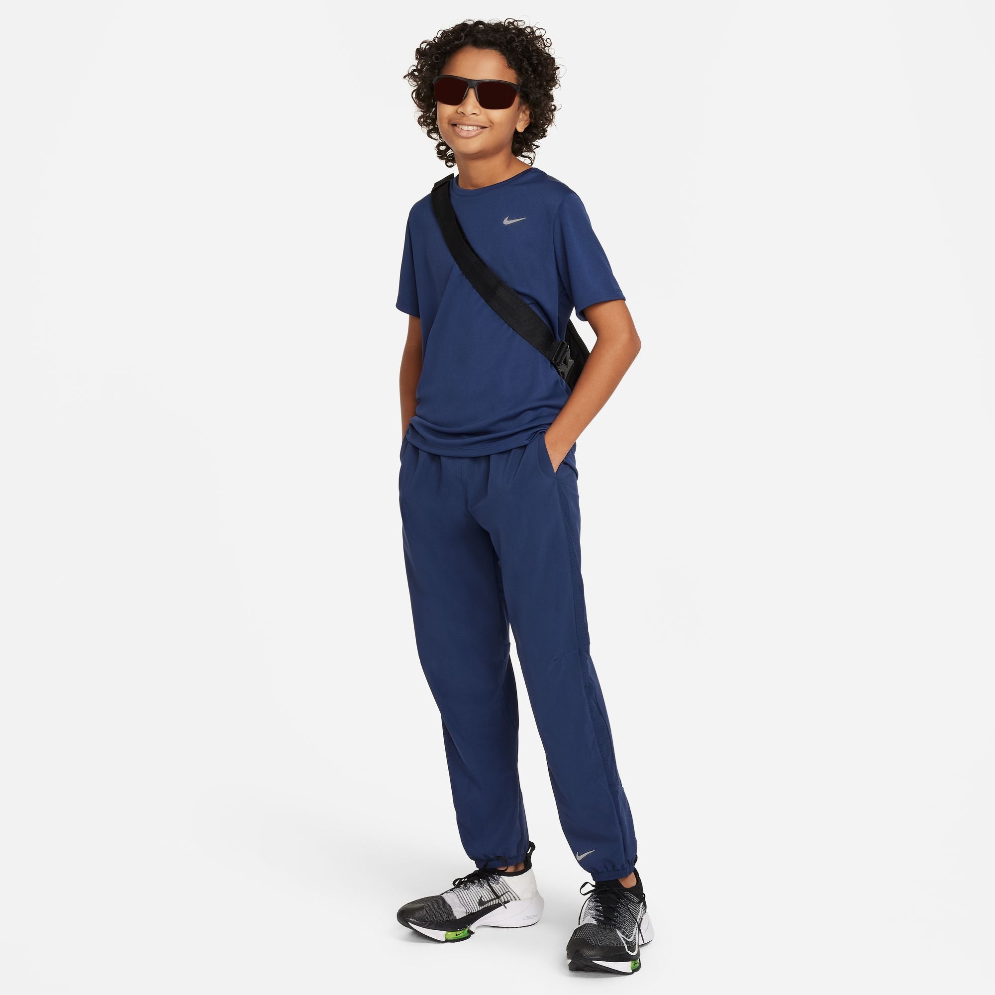 NIKE B NK Dri-FIT MULTI PANT ESSENTIAL FN8371-410 PANT TRAINING (YB)