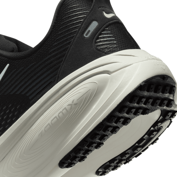 NIKE VOMERO 18 WIDE IF0514-002 RUNNING SHOES (M)