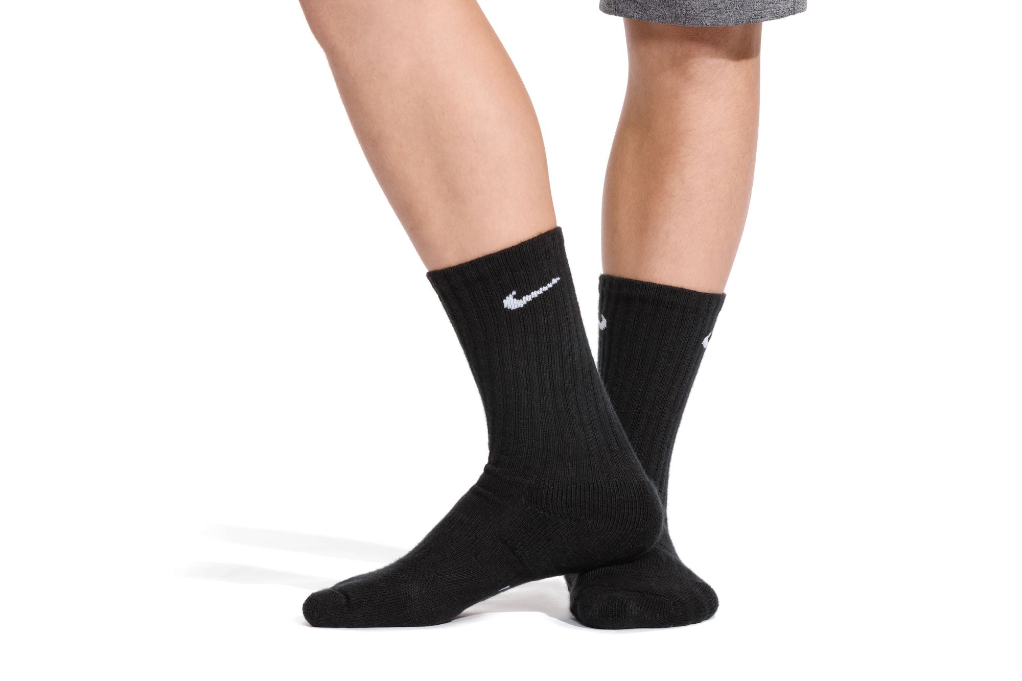 NIKE Y NK EVERYDAY CUSH CREW 6PR SX6910-010 SOCKS CREW CASUAL (Y)