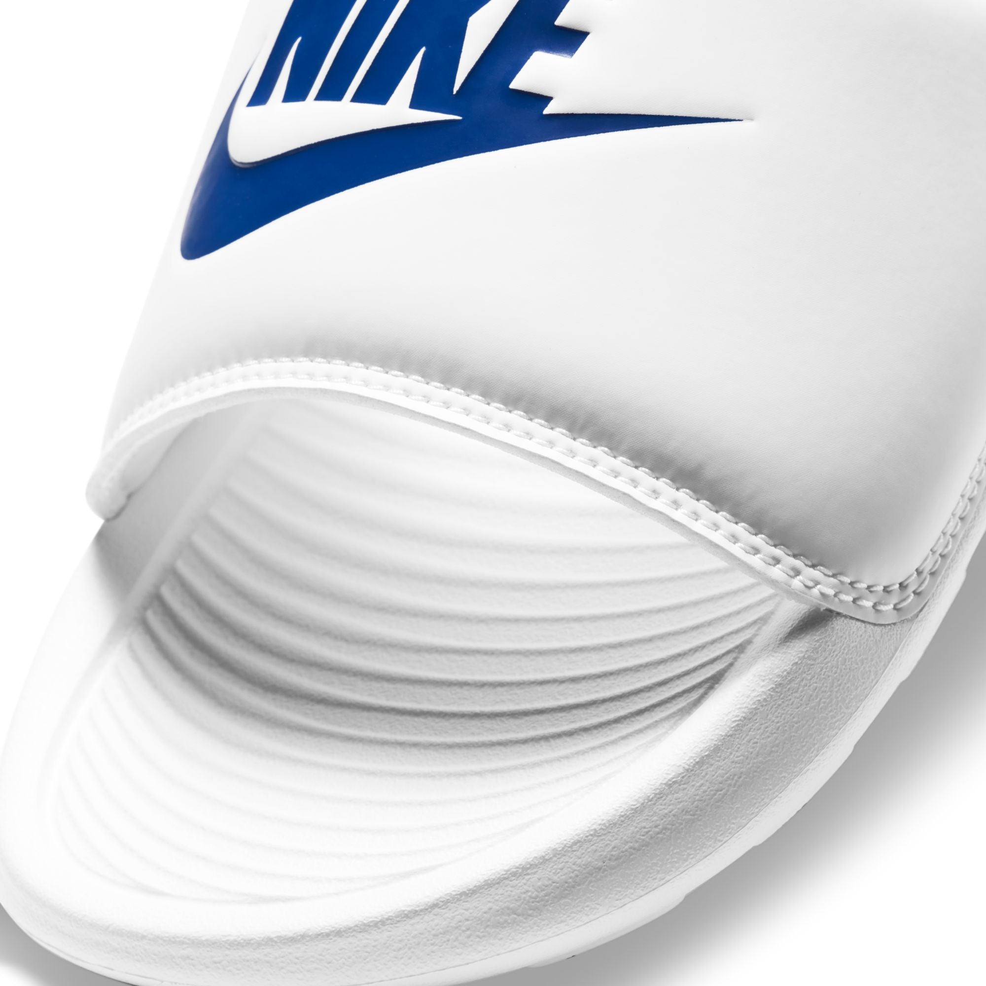 NIKE VICTORI ONE SLIDE CN9675-102 SANDAL (M)
