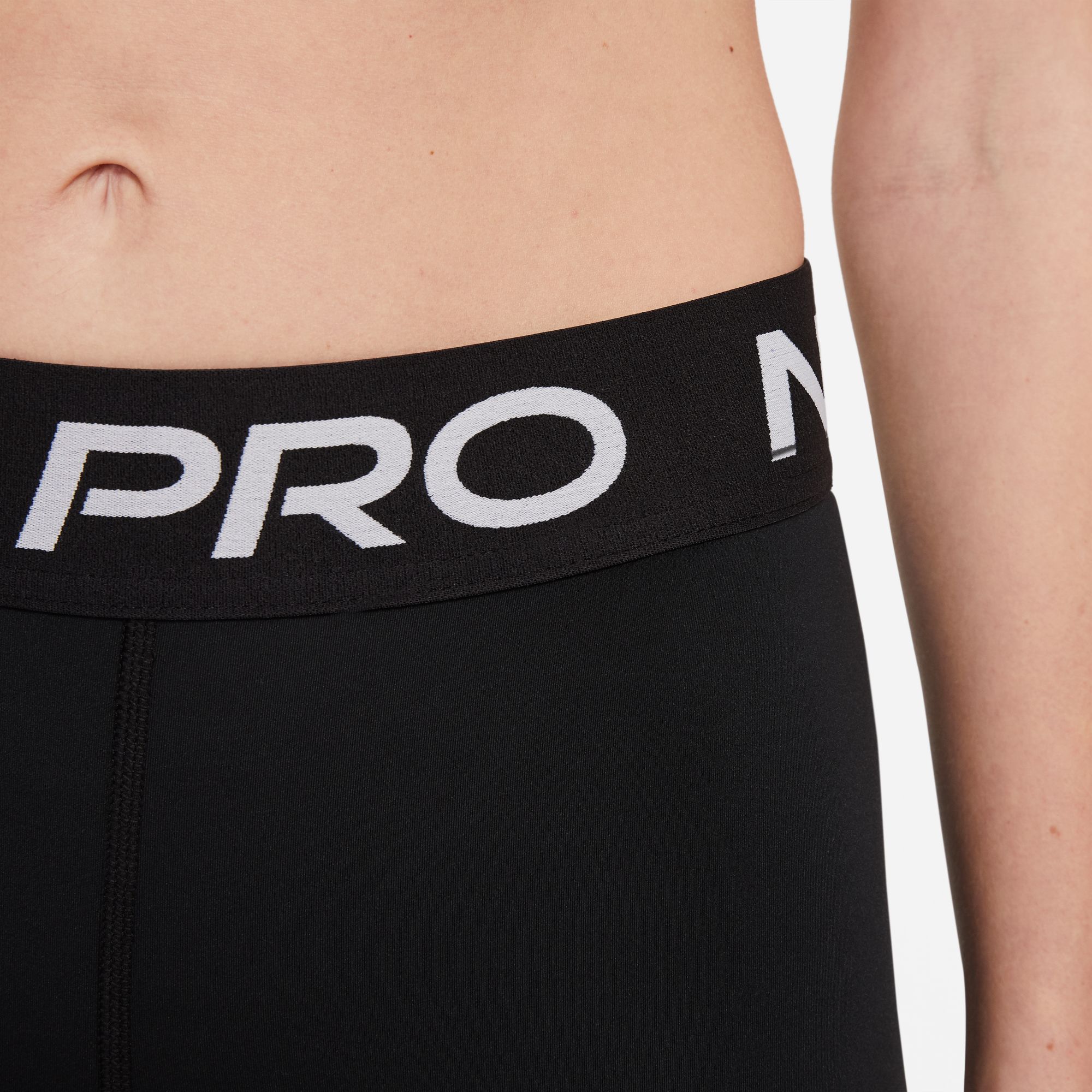 NIKE W NP 365 SHORT 5IN CZ9831-010 TIGHT SHORT (W)