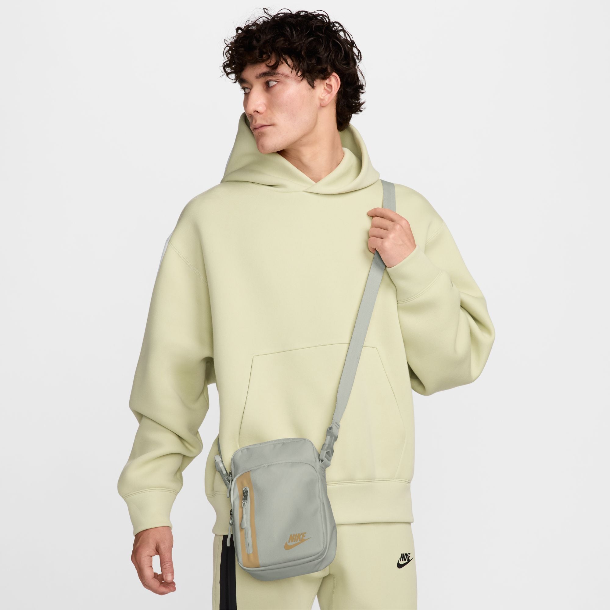 NIKE NK ELMNTL PRM CRSSBDY DN2557-020 SHOULDER BAG (M)