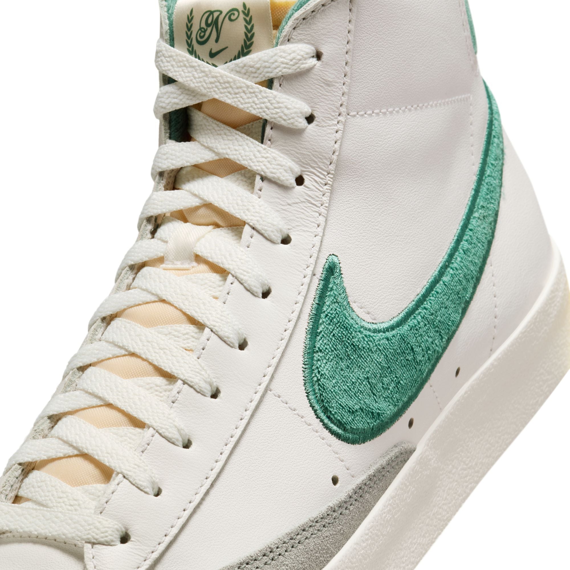 NIKE BLAZER MID '77 PRM FN5822-100 SNEAKER (M)