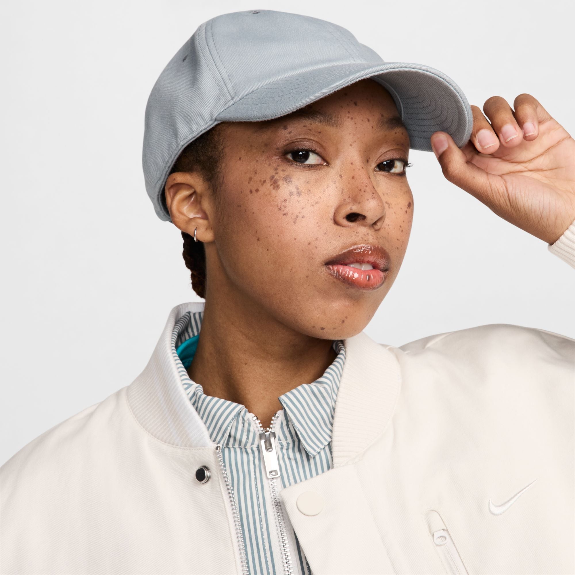 NIKE U CLUB CAP U CB SM SWSH L FZ5698-002 CAP (U)