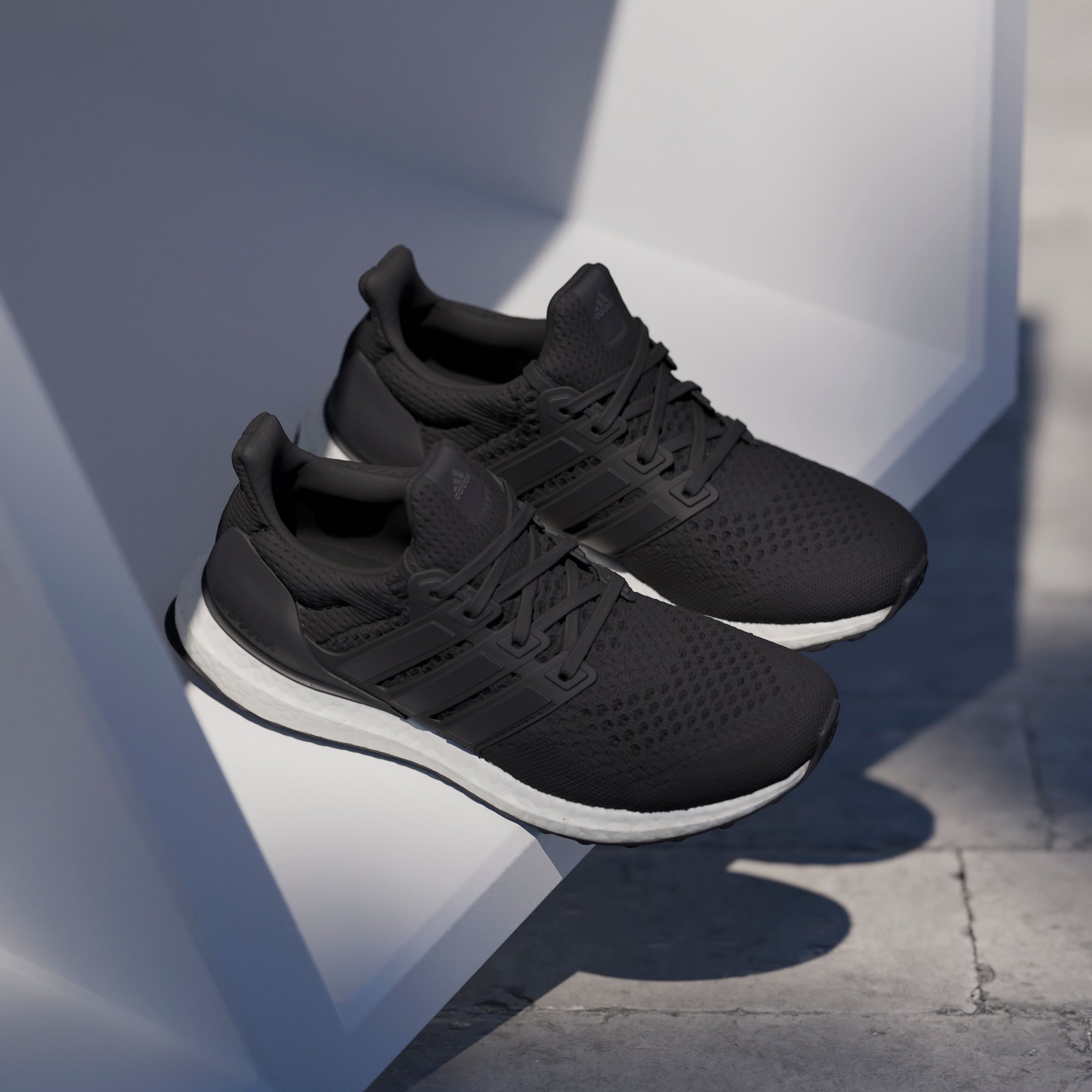 ADIDAS ULTRABOOST 1.0 W HQ4206 RUNNING SHOES (W)