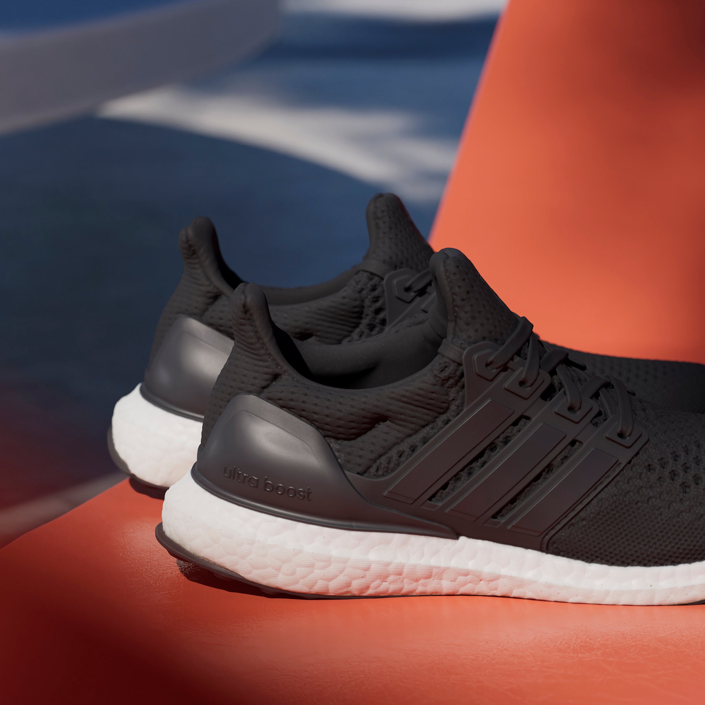 ADIDAS ULTRABOOST 1.0 W HQ4206 RUNNING SHOES (W)