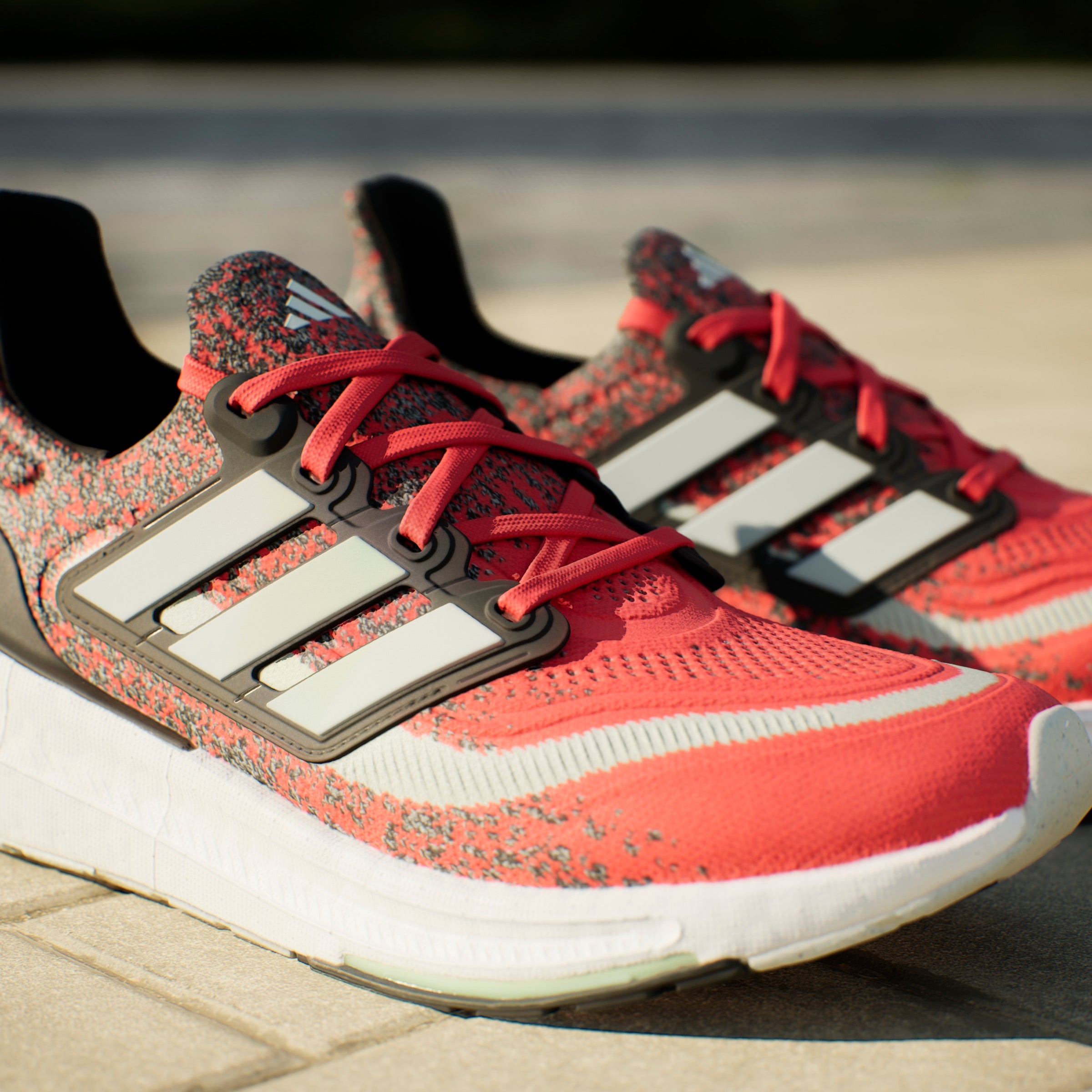 ADIDAS ULTRABOOST LIGHT ID3277 RUNNING SHOES (M)