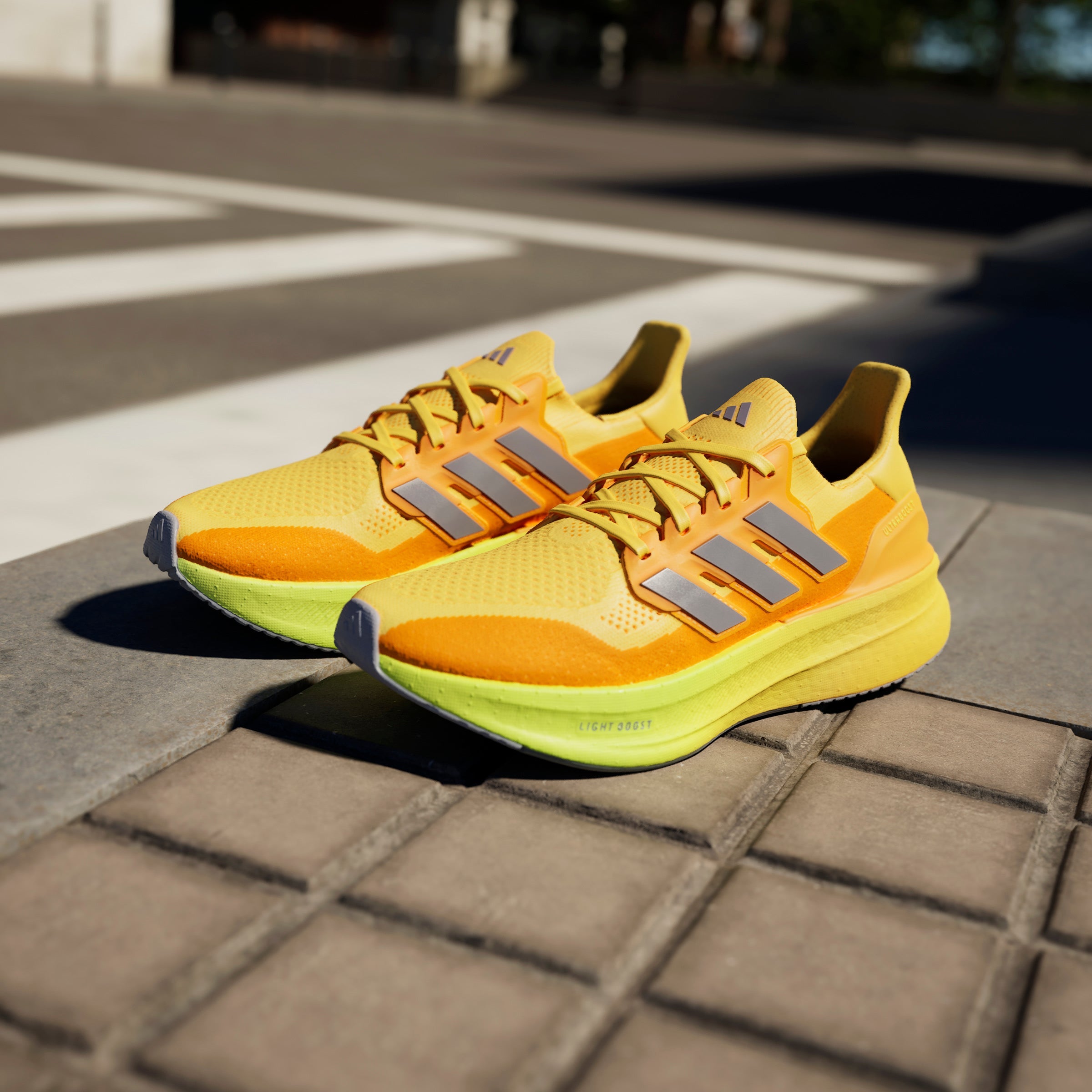 ADIDAS ULTRABOOST LIGHT 2.0 ID8811 RUNNING SHOES (M)