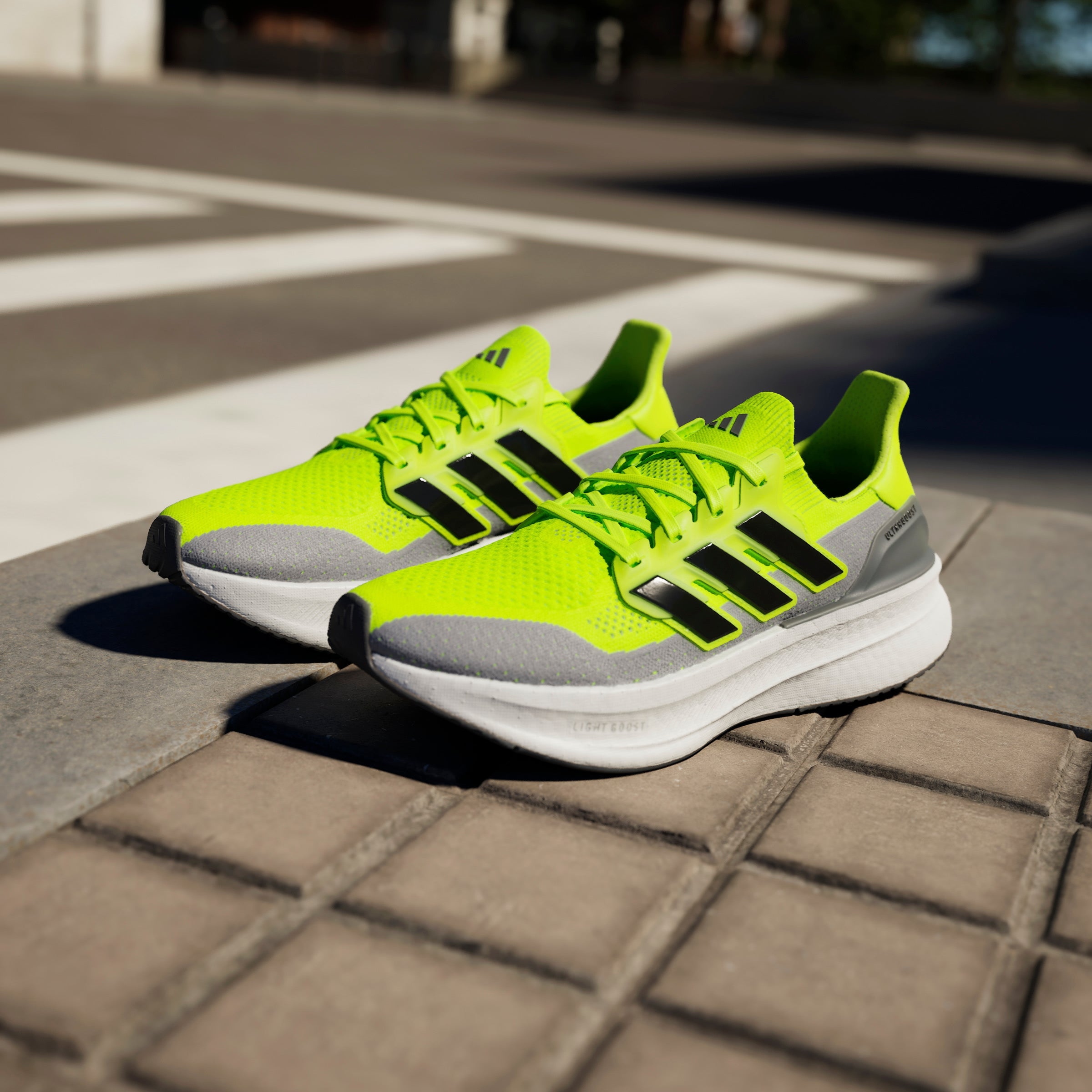 ADIDAS ULTRABOOST LIGHT 2.0 ID8819 RUNNING SHOES (M)