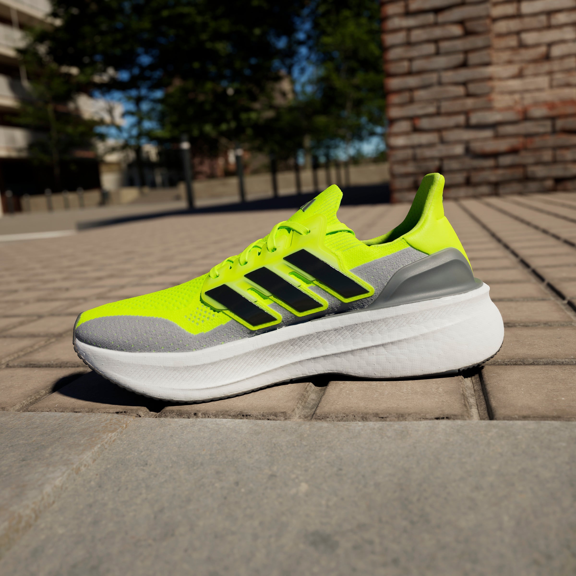ADIDAS ULTRABOOST LIGHT 2.0 ID8819 RUNNING SHOES (M)