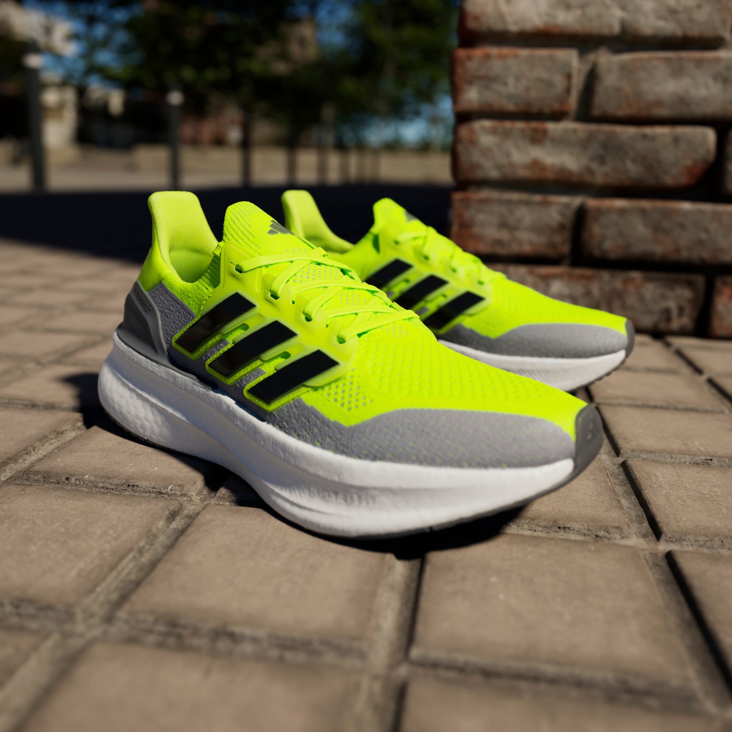 ADIDAS ULTRABOOST LIGHT 2.0 ID8819 RUNNING SHOES (M)