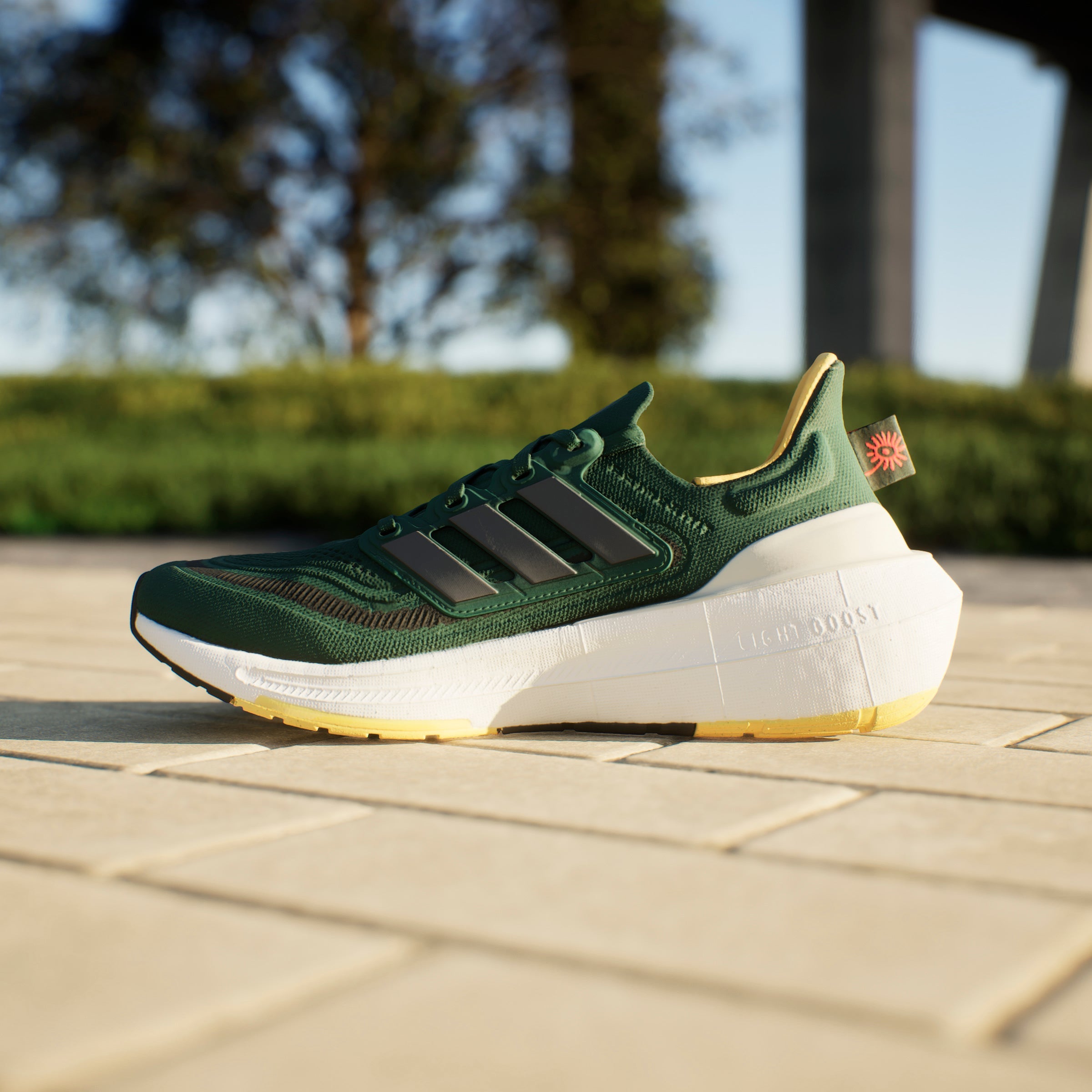 ADIDAS ULTRABOOST LIGHT EARTH DAY IE5830 RUNNING SHOES (M)