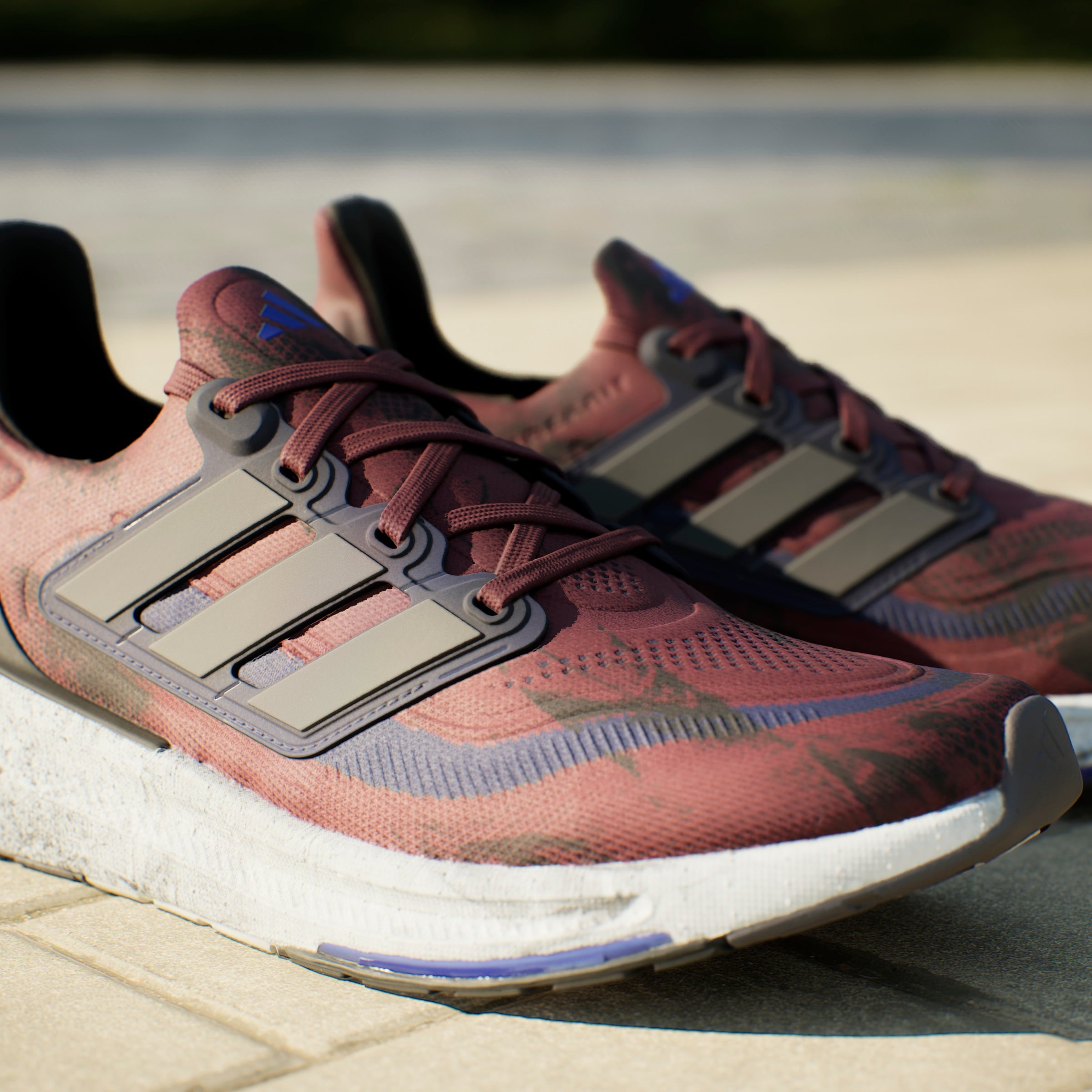ADIDAS ULTRABOOST LIGHT IE5979 RUNNING SHOES (M)