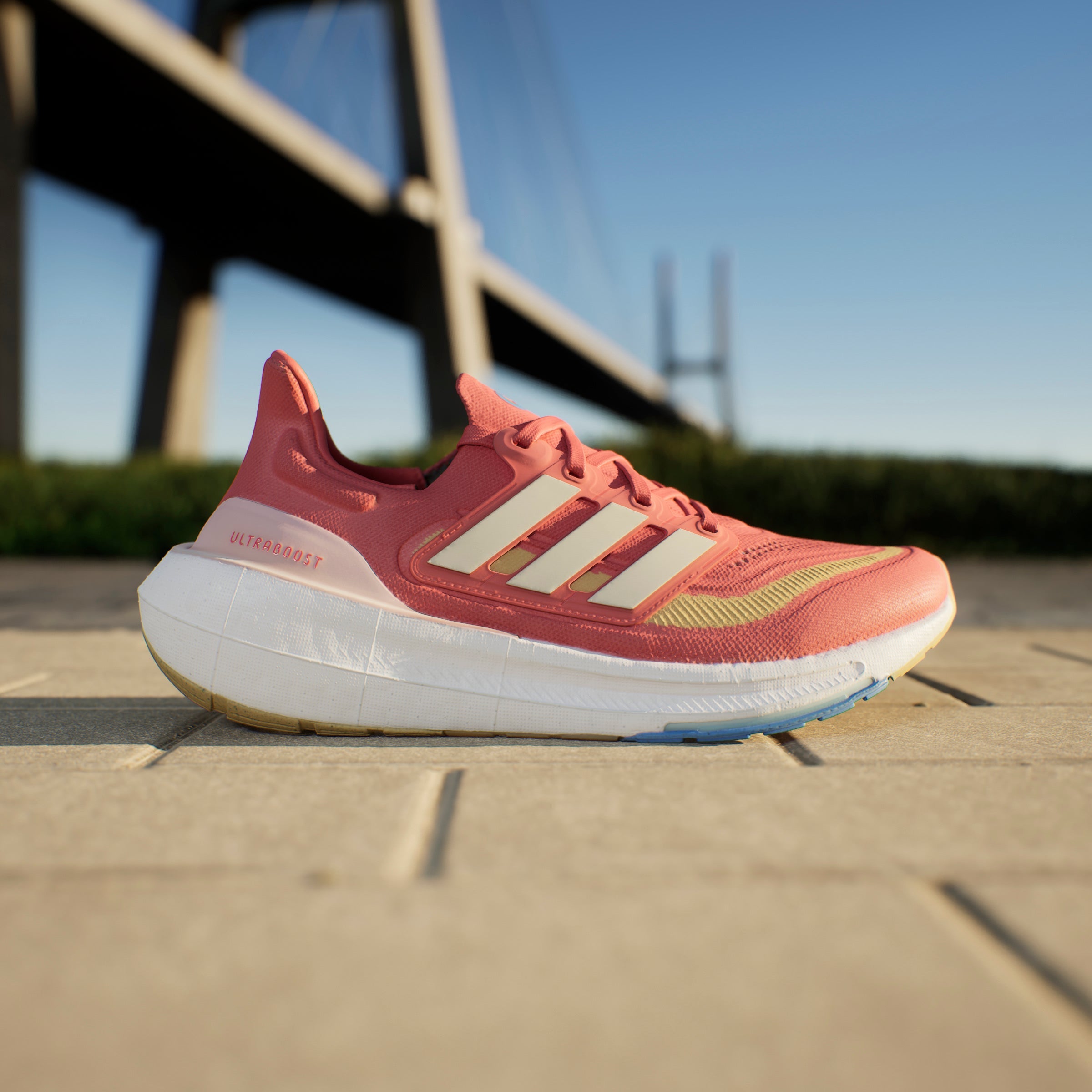 ADIDAS ULTRABOOST LIGHT IE8488 RUNNING SHOES (M)