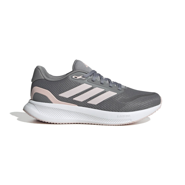 IE8832_1_FOOTWEAR_Photography_