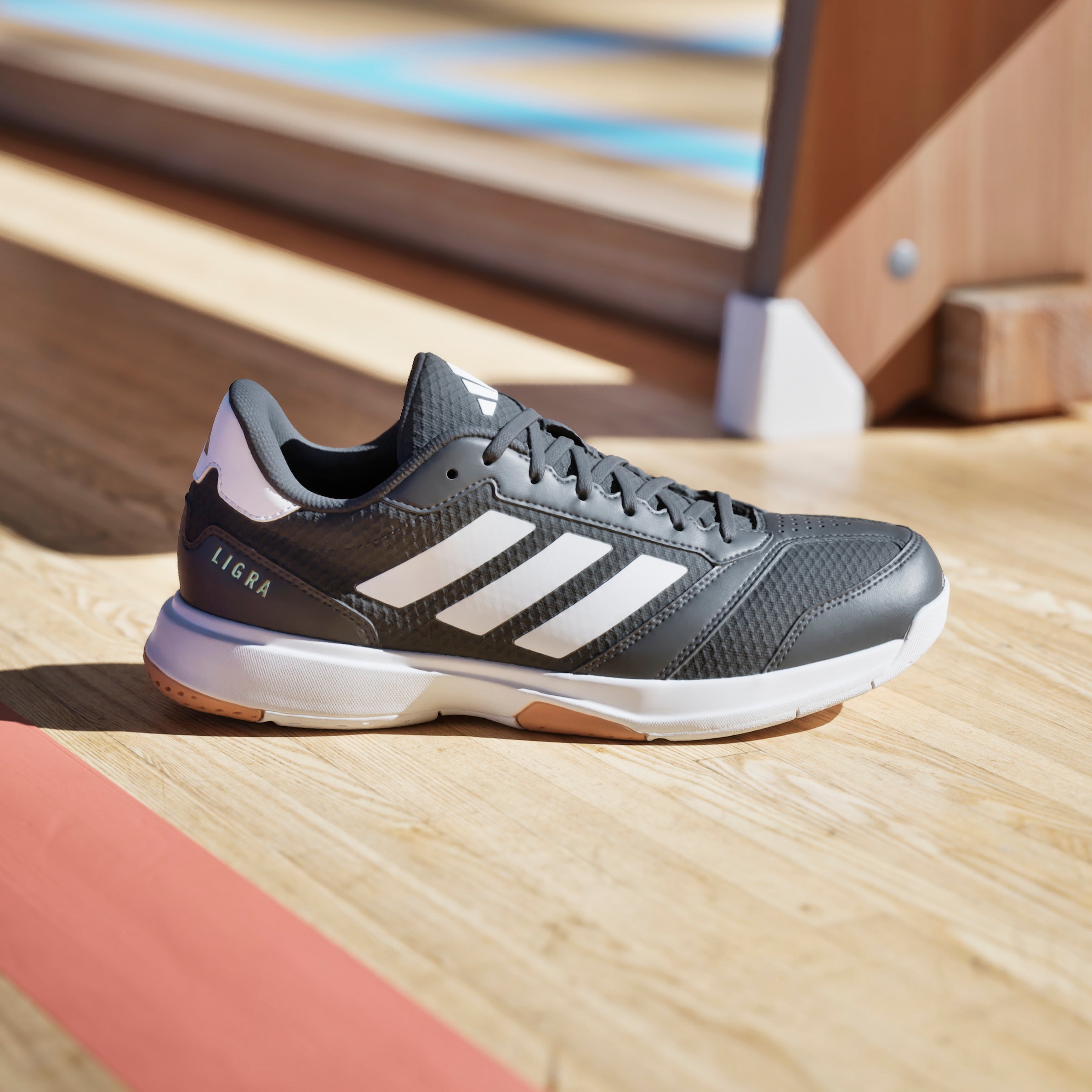 ADIDAS LIGRA 8 M IH0526 COURT SHOES BADMINTON (M)