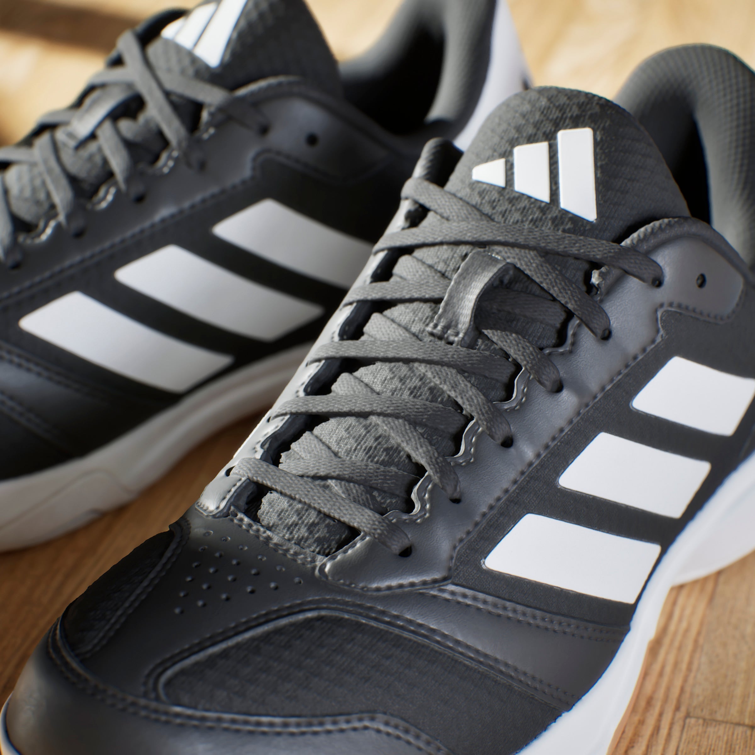 ADIDAS LIGRA 8 M IH0526 COURT SHOES BADMINTON (M)