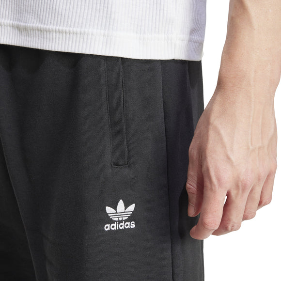 ADIDAS ESS SHO IY8520 SHORT (M)
