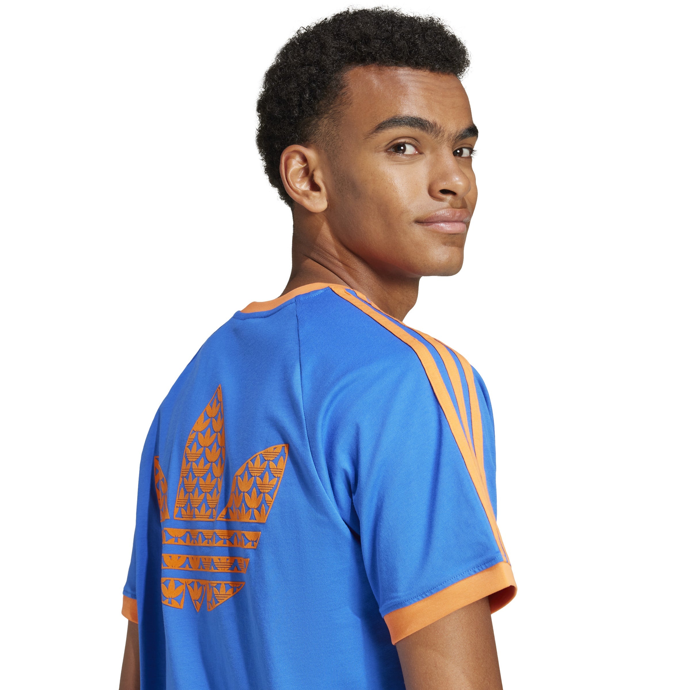 ADIDAS Q2 MONOGRAM CAL JD0700 T-SHIRT SHORT SLEEVE (M)