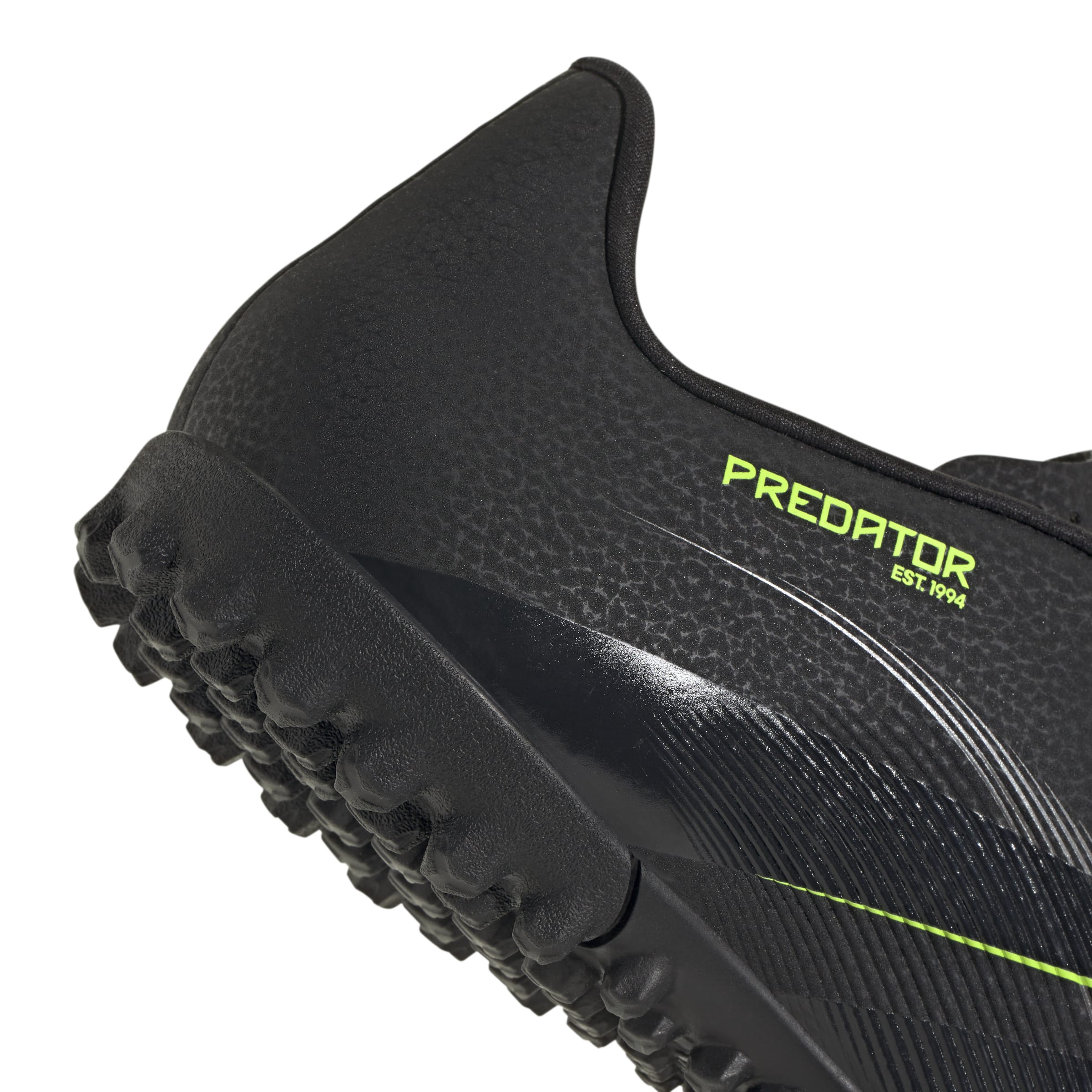 ADIDAS PREDATOR CLUB TF JH8852 TURF SHOES FOOTBALL (M)