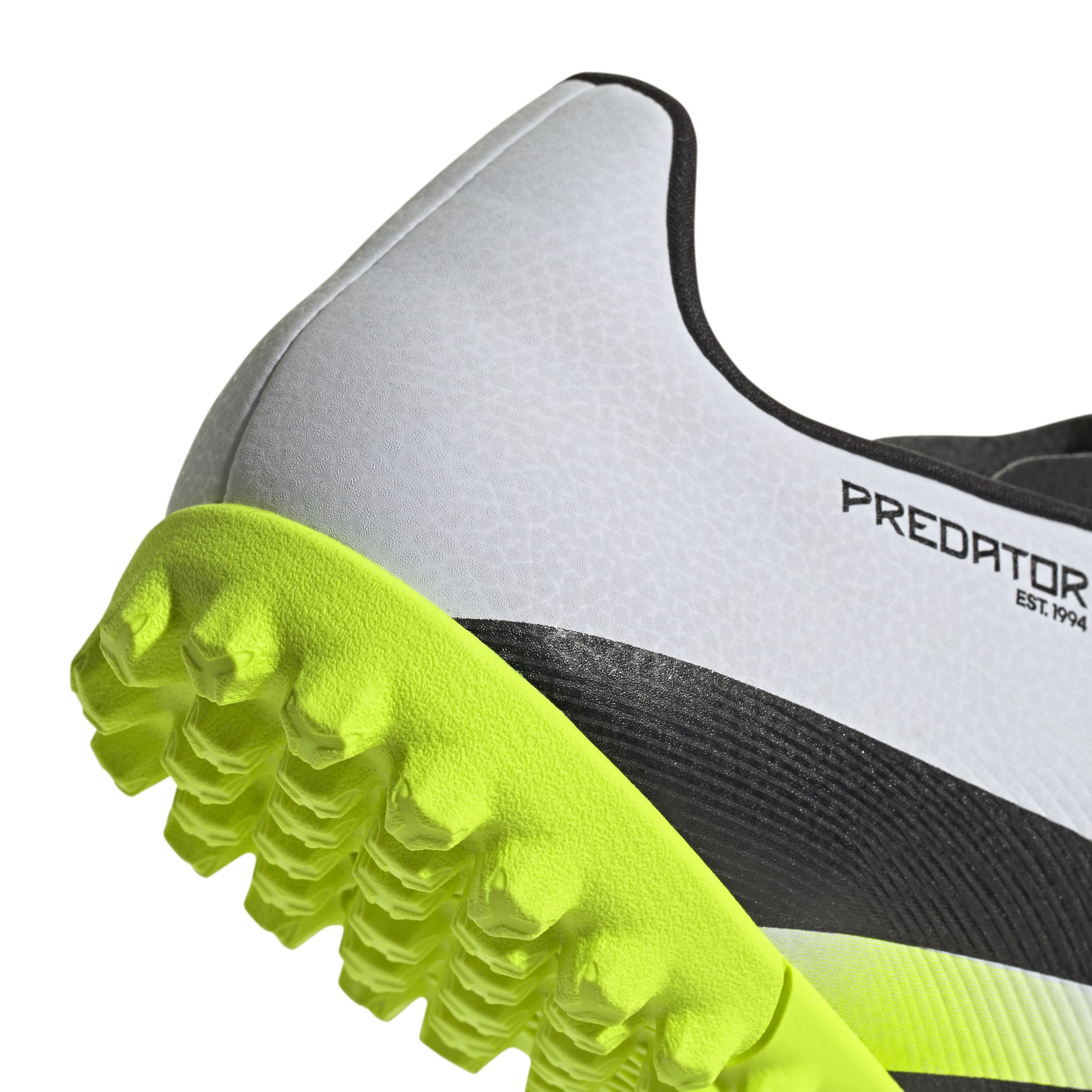 ADIDAS PREDATOR CLUB TF JH8854 TURF SHOES FOOTBALL (M)