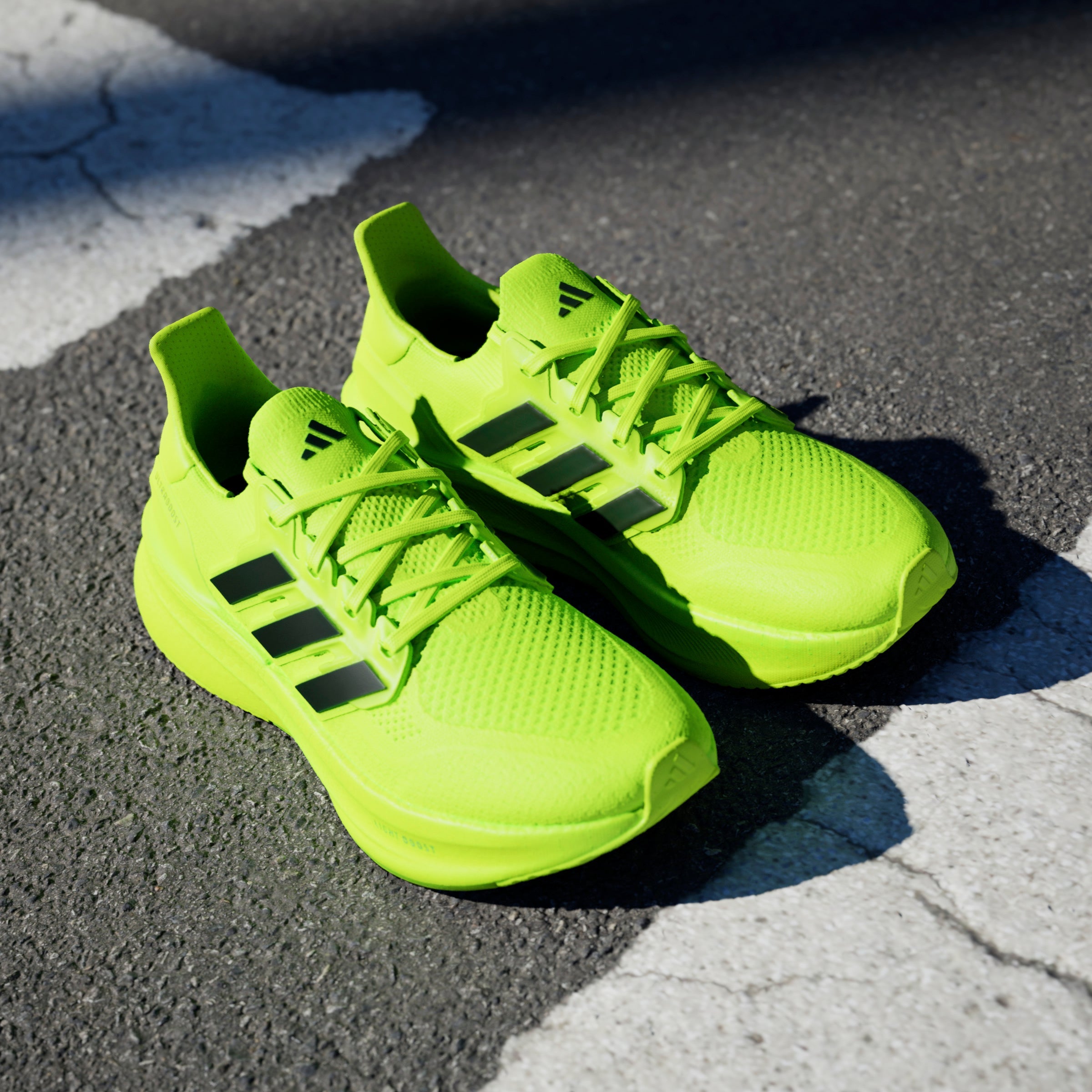 ADIDAS ULTRABOOST 5 JH9069 RUNNING SHOES (M)