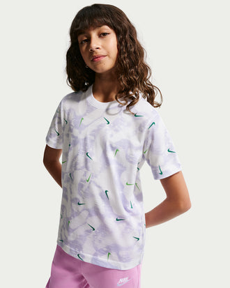 NIKE K NSW LBR AOP TEE II0458-100 T-SHIRT SHORT SLEEVE (YB)