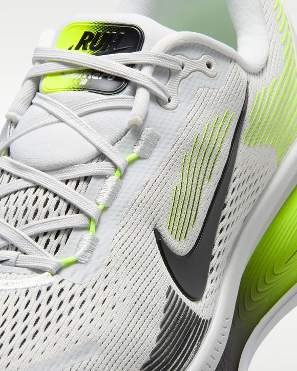 NIKE VOMERO 18 HM6803-021 RUNNING SHOES (M)